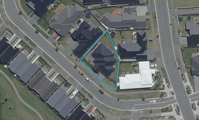 14 Te Whenu Crescent, Marshland, Christchurch - Carousel 1