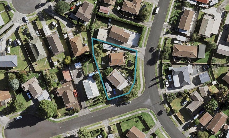 1/32 Taitimu Drive, Weymouth, Auckland - Carousel 1