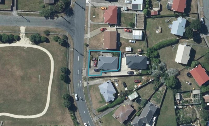 49 Piko Street, Titahi Bay, Porirua - Carousel 1