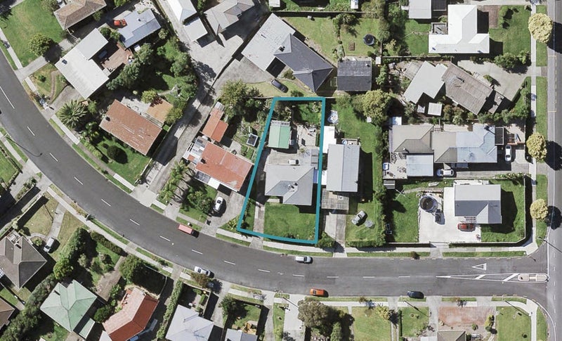 50 Larne Avenue, Pakuranga Heights, Auckland - Carousel 1