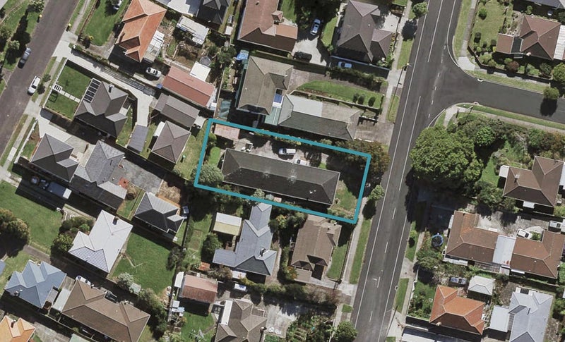 2/116 Rangitoto Road, Papatoetoe, Auckland - Carousel 1
