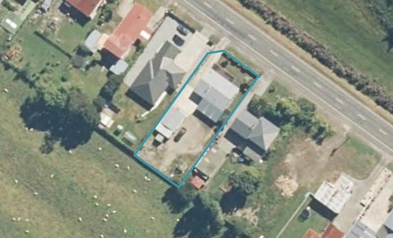 56 Kaniere Road, Hokitika - Carousel 1