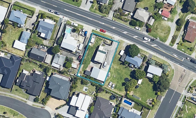 1144 Papamoa Beach Road, Papamoa Beach, Papamoa - Carousel 1