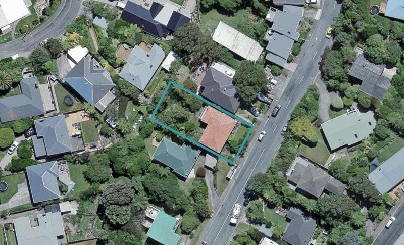 64 Croydon Street, Karori, Wellington - Carousel 1