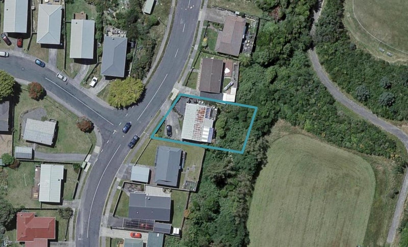 35 Nassau Avenue, Grenada North, Wellington - Carousel 1