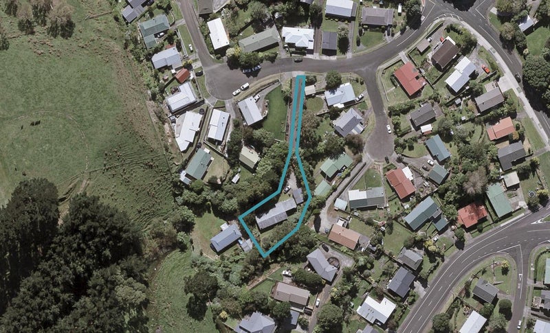 7A Shaldon Crescent, Blagdon, New Plymouth - Carousel 1