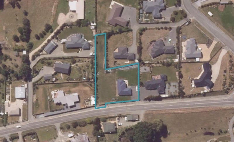 27 Saleyards Road, Waiareka Junction, Oamaru - Carousel 1