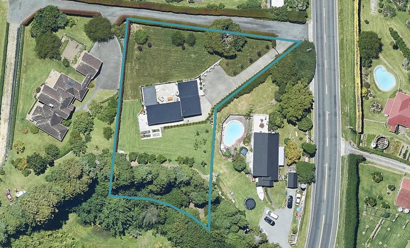 334 Cambridge Road, Tauriko, Tauranga - Carousel 1