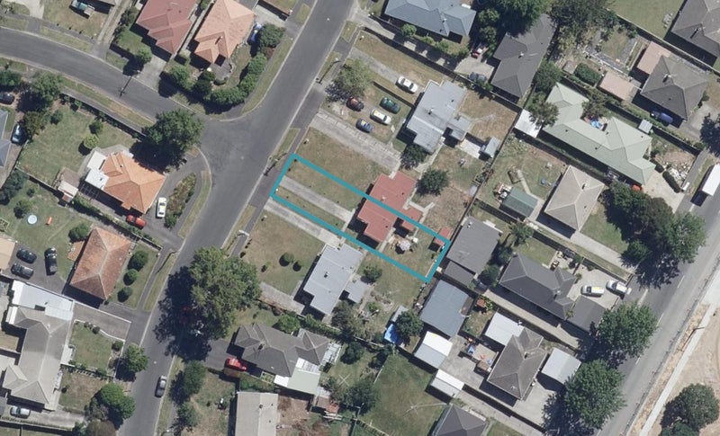 15 Pinfold Avenue, Hamilton East, Hamilton - Carousel 1