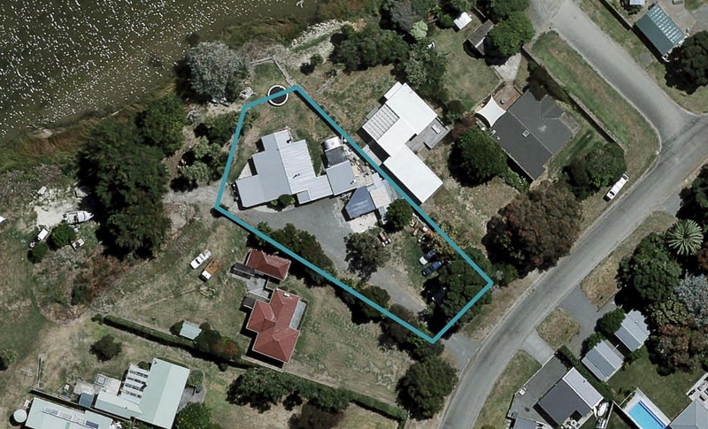 44 Airini Road, Waimarama, Havelock North - Carousel 1