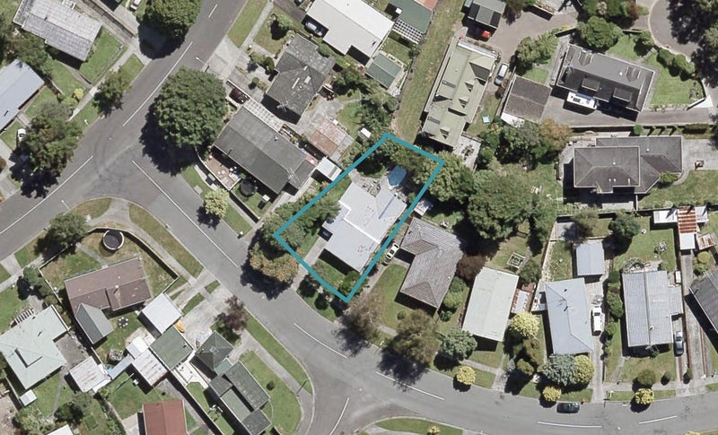 3 Baltimore Crescent, Totara Park, Upper Hutt - Carousel 1
