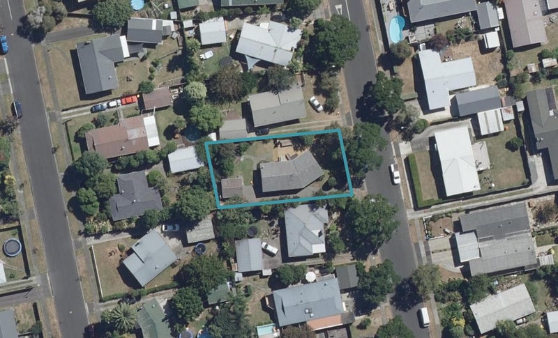 35 Fuchsia Avenue, Pukete, Hamilton - Carousel 1
