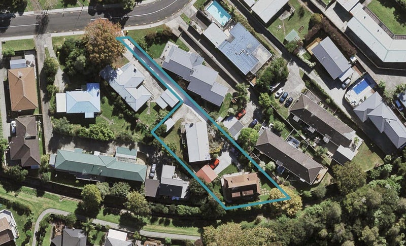 1/61 Sylvia Road, Hillcrest, Auckland - Carousel 1