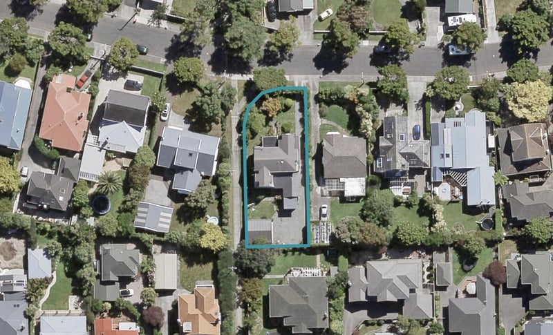 30 Totara Crescent, Woburn, Lower Hutt - Carousel 1