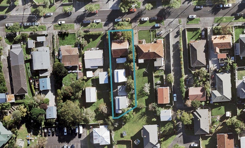 3/11 Walsall Street, Avondale, Auckland - Carousel 1