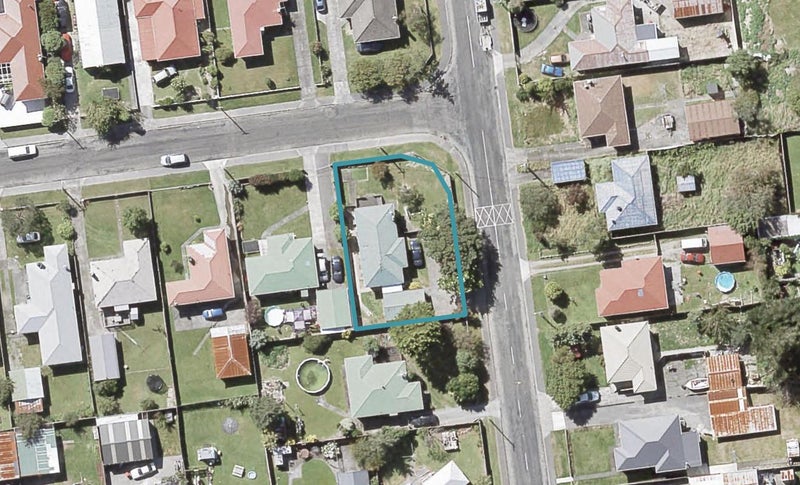47 Frederick Street, Wainuiomata, Lower Hutt - Carousel 1