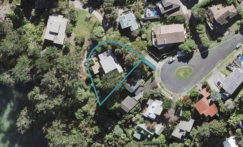 34 Jacaranda Avenue, Beach Haven, Auckland - Carousel 1