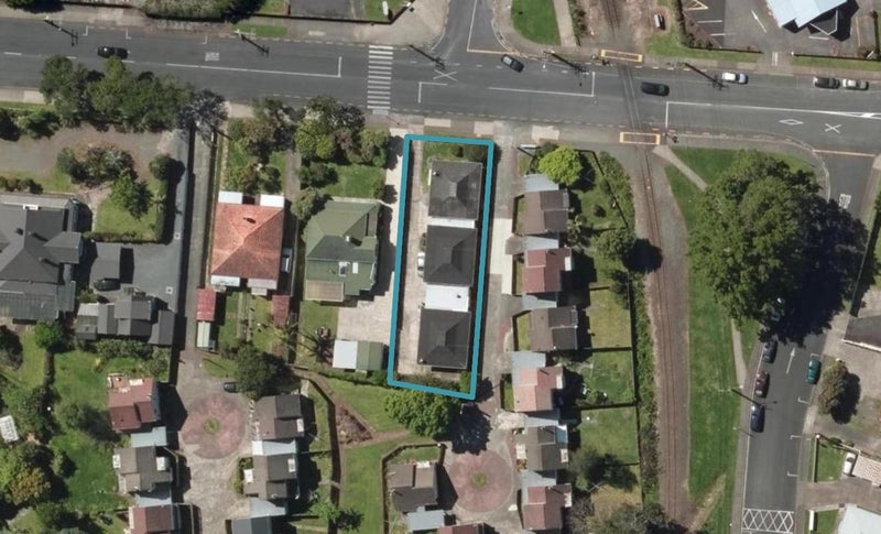 17 Manse Street, Regent, Whangārei - Carousel 1