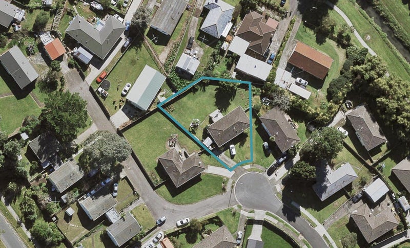 15 Pito Place, Māngere, Auckland - Carousel 1