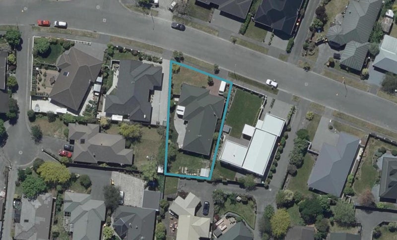 15 St Pauls Place, Burwood, Christchurch - Carousel 1