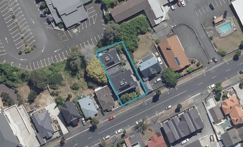 30A Thackeray Street, Hamilton Lake, Hamilton - Carousel 1