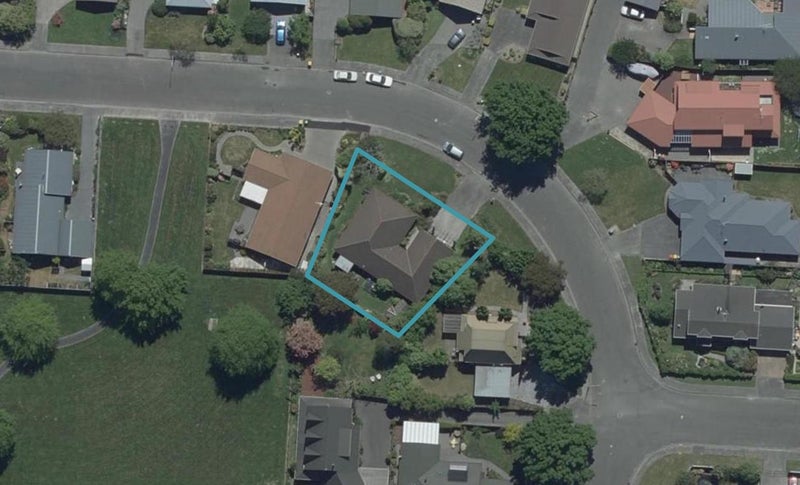 19 Regency Crescent, Redwood, Christchurch - Carousel 1