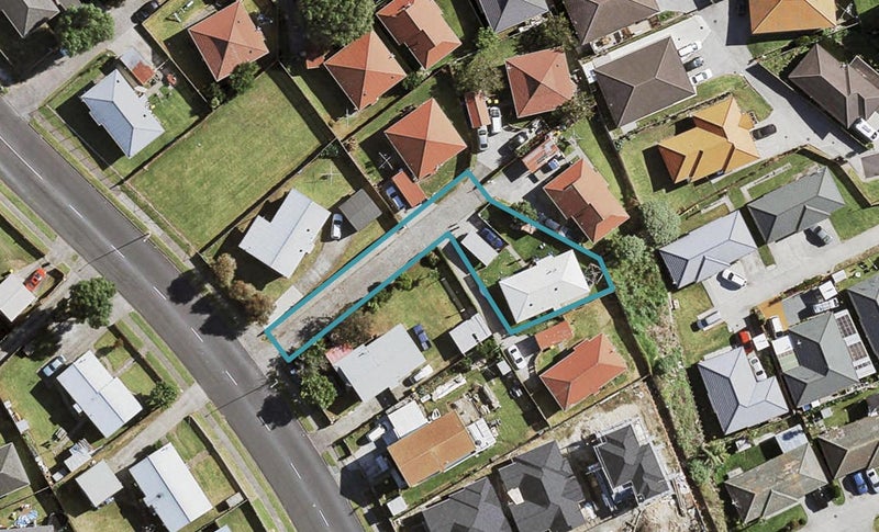 103 Maplesden Drive, Clendon Park, Auckland - Carousel 1