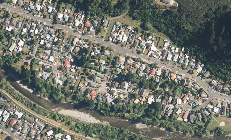 3 Whangakoko Grove, Birchville, Upper Hutt - Carousel 1