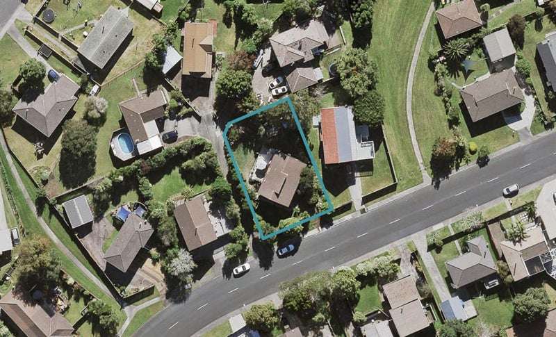 46 West Harbour Drive, West Harbour, Auckland - Carousel 1
