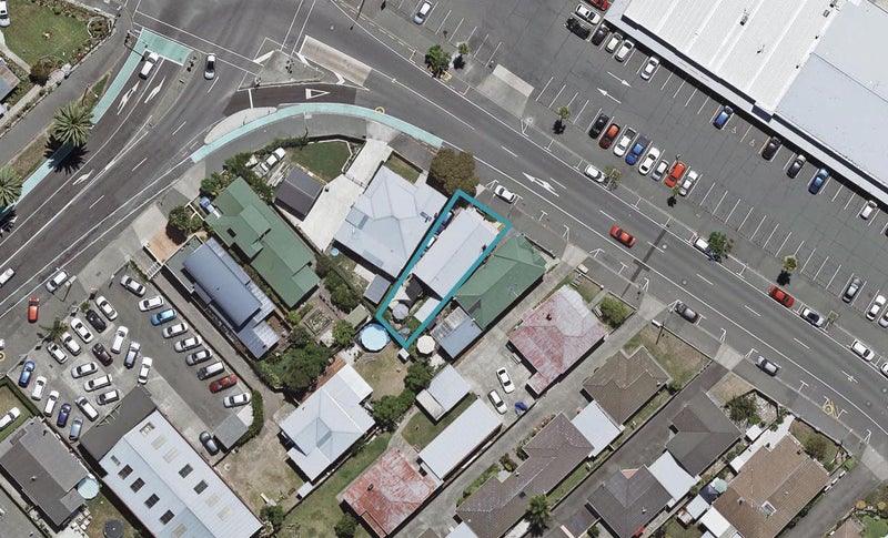 19 Wellesley Road, Napier South, Napier - Carousel 1