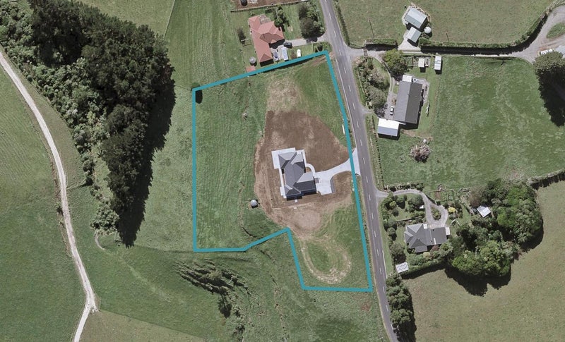 678 Mangorei Road, Mangorei, New Plymouth - Carousel 1