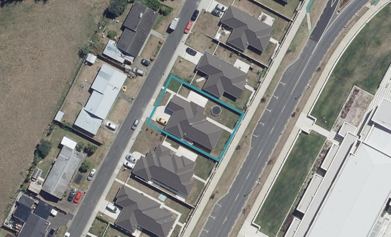 2027 Wade Lane, Temple View, Hamilton - Carousel 1