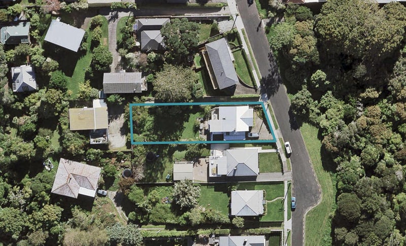 51 Huka Road, Birkenhead, Auckland - Carousel 1