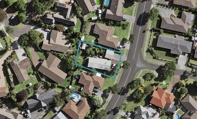 164 Walter Strevens Drive, Conifer Grove, Takanini - Carousel 1