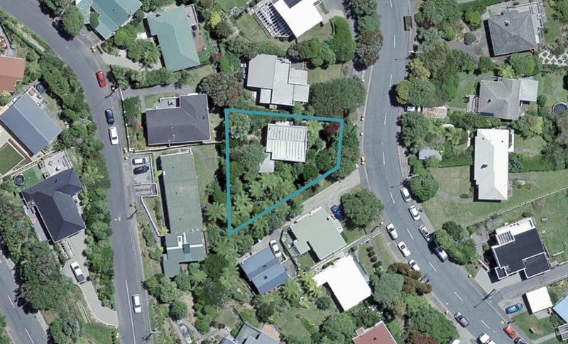 116 Campbell Street, Karori, Wellington - Carousel 1