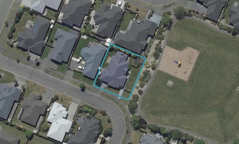 7 Marymere Place, Hei Hei, Christchurch - Carousel 1