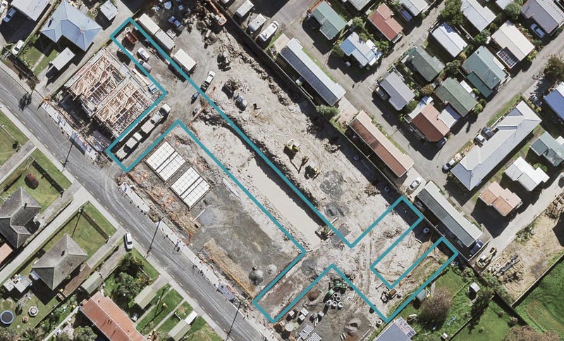 24 Paetahi Lane, Northcote, Auckland - Carousel 1