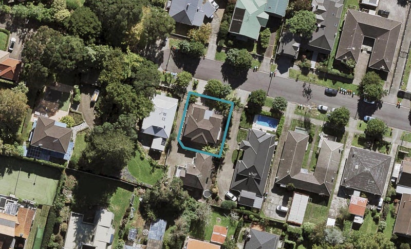 14A Bowling Avenue, Epsom, Auckland - Carousel 1