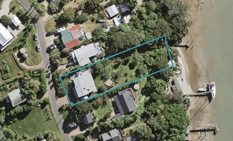 41 Shelly Beach Road, Surfdale, Waiheke Island - Carousel 1