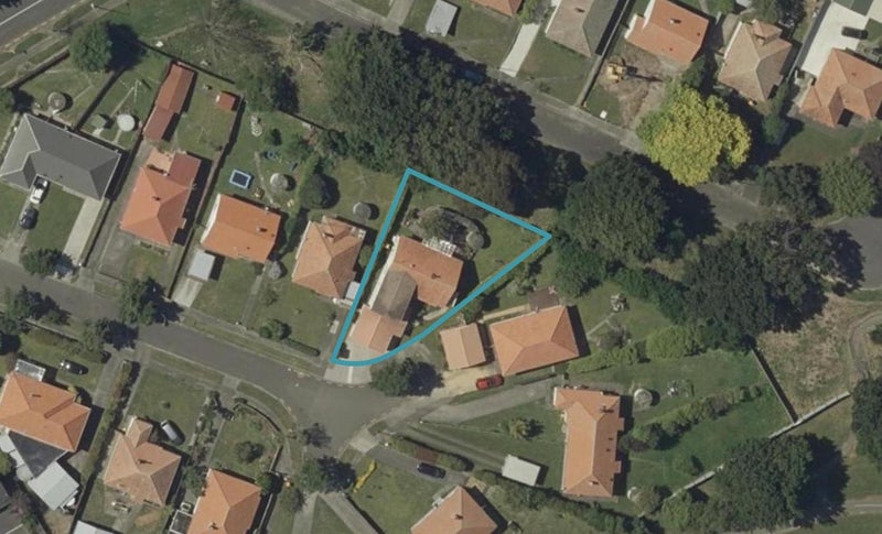 11 Plymouth Street, Roslyn, Palmerston North - Carousel 1