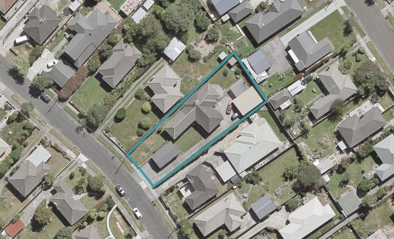 21 Thackeray Street, Trentham, Upper Hutt - Carousel 1