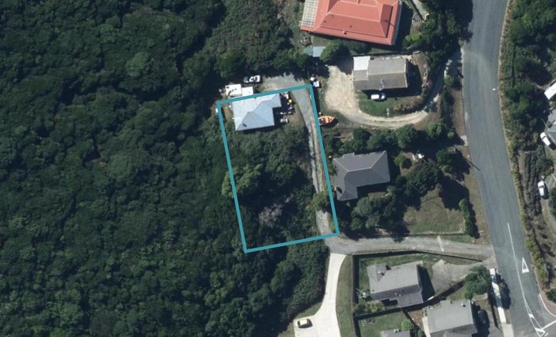 78 Takapuwahia Drive, Takapuwahia, Porirua - Carousel 1