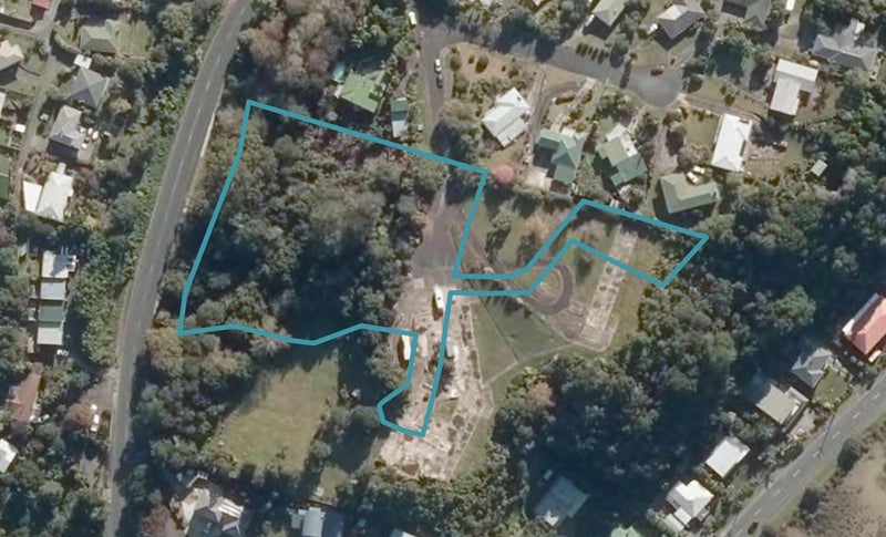 8 Pukerangi Rise, ONERAHI - Carousel 1