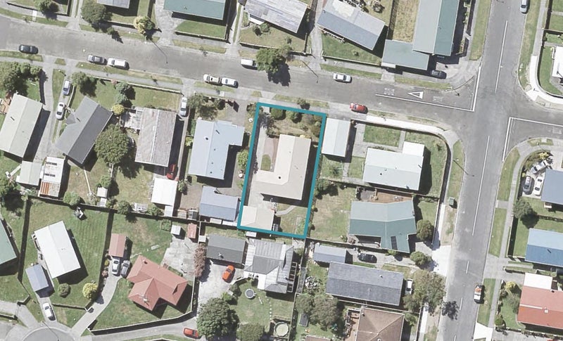 7 Twickenham Street, Wainuiomata, Lower Hutt - Carousel 1