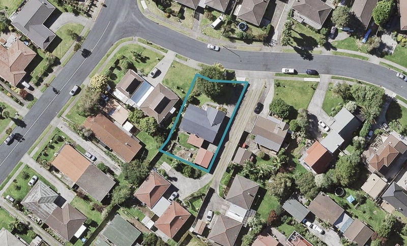 3 Cairngorm Place, Highland Park, Auckland - Carousel 1