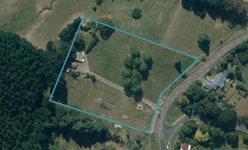 28 Abbotsford Road, Waipawa, Waipawa - Carousel 1