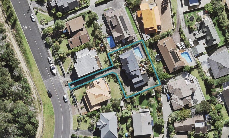 28 Onetaunga Road, Chatswood, Auckland - Carousel 1
