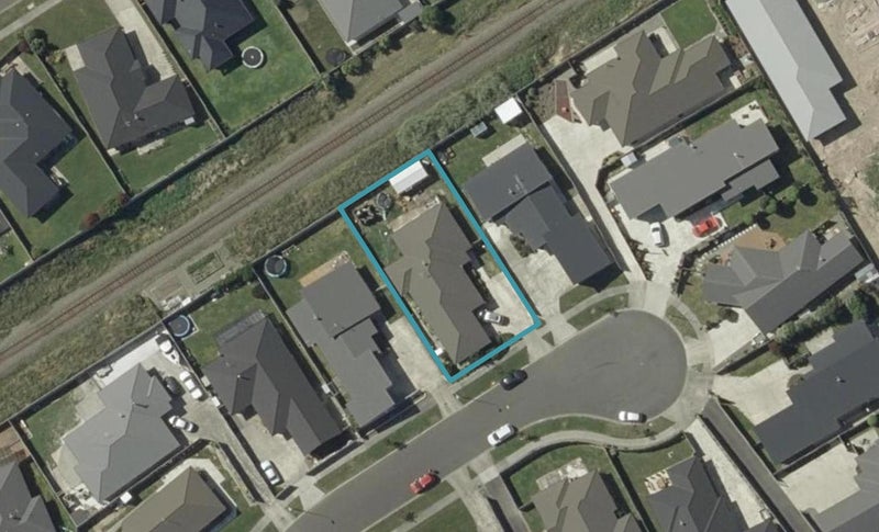 19 Medallion Court, Kelvin Grove, Palmerston North - Carousel 1