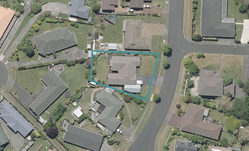 6 Norfolk Drive, Otamatea, Whanganui - Carousel 1