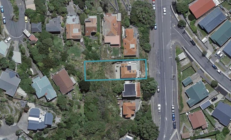 40 Queens Drive, Lyall Bay, Wellington - Carousel 1